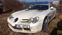McLaren Mercedes SLR abandonnée