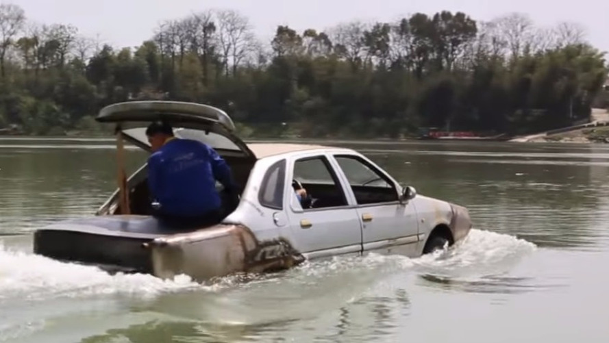 Voiture amphibie