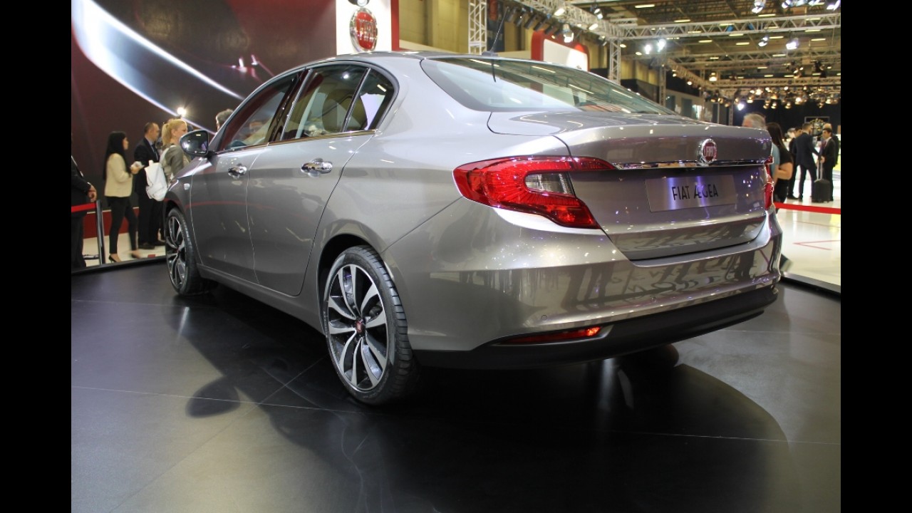 Veja mais do novo Fiat Aegea, substituto do Linea - galeria de fotos