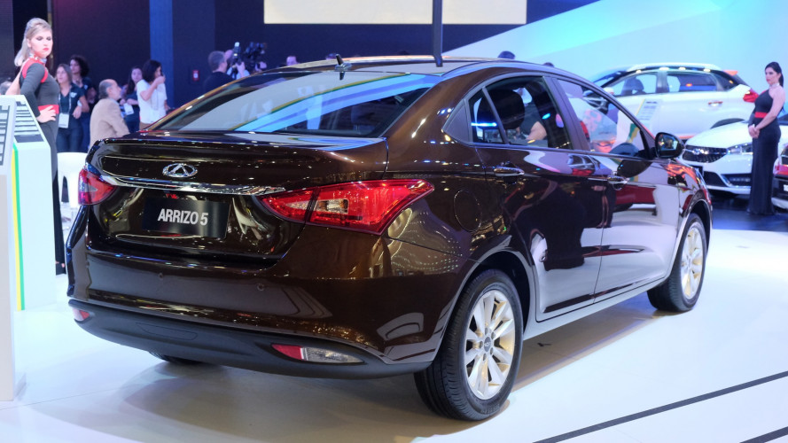 Salão de Automóveis: bem equipado, médio Chery Arrizo 5 chega ao Brasil em 2017
