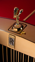 Gold-infused Rolls-Royce Phantom