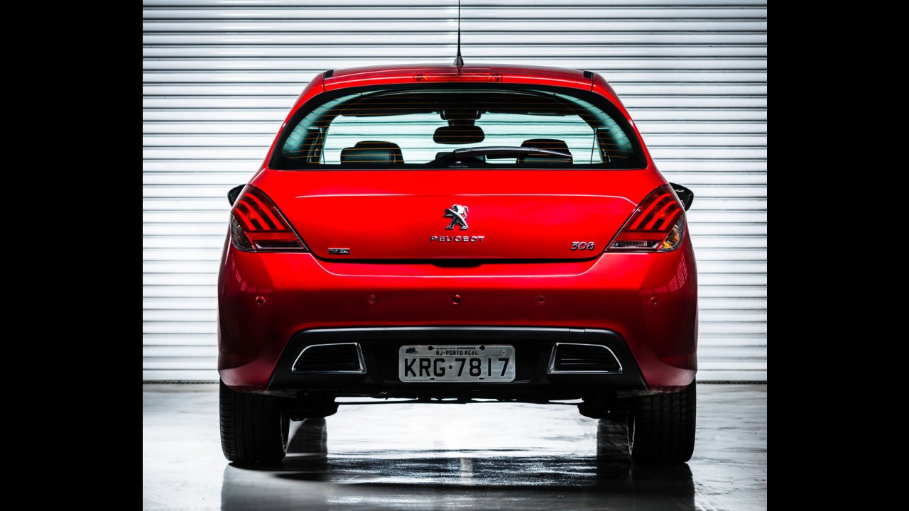 Volta rápida: de cara nova, Peugeot 308 "Mercosul" aposta no recheio