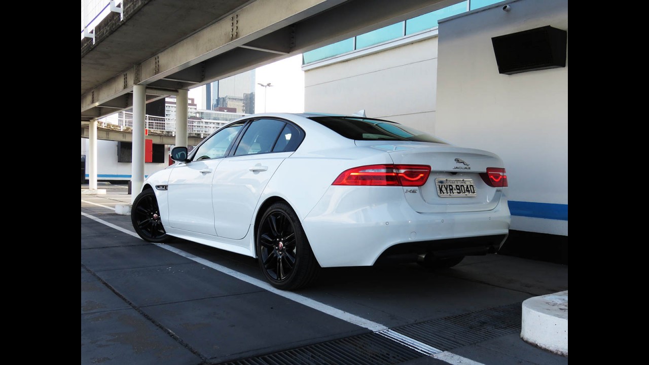 Teste CARPLACE: novo Audi A4 encara Jaguar XE na investida contra BMW e Mercedes
