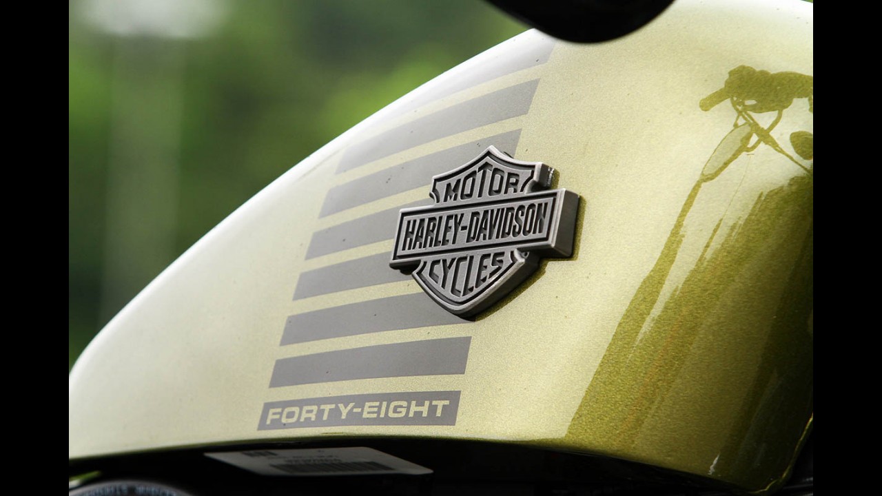 Duelo ianque: a esportividade da Indian Scout ou a tradição da Harley Forty-Eigth?