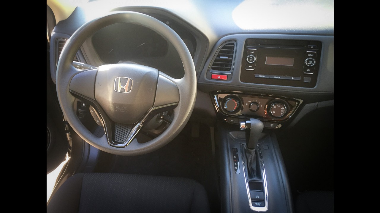 Garagem CARPLACE#4: Honda HR-V LX faz sucesso na cidade apesar do preço gourmet