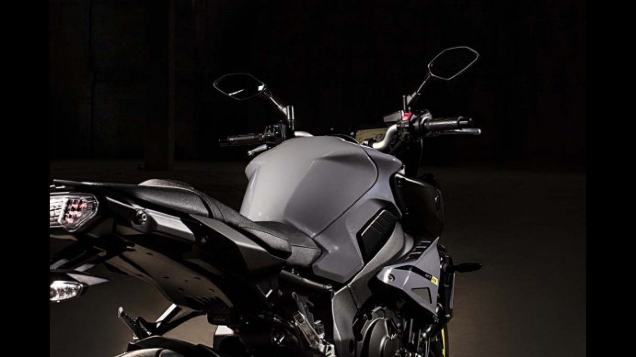 Salão de Milão: Yamaha arrepia com a nova MT-10, versão naked da R1