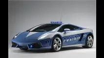 Polizei fährt Lambo