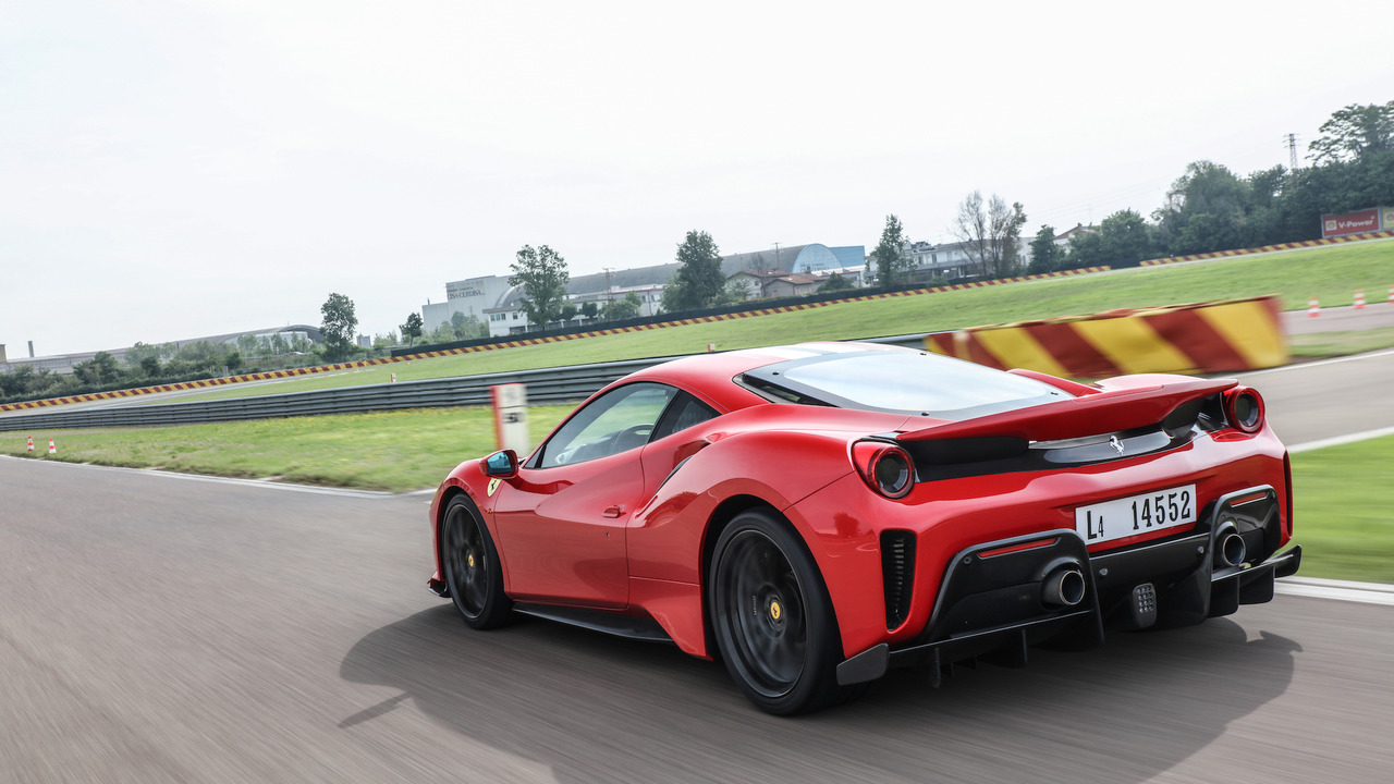 Ferrari 488 Pista, test on the Fiorano circuit