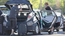 Hyundai hybrid spy photo