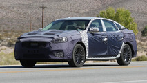 2017 Kia Cadenza spy photo