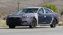 2017 Kia Cadenza spy photo