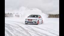 Seat, la prova del 4x4 sul ghiaccio