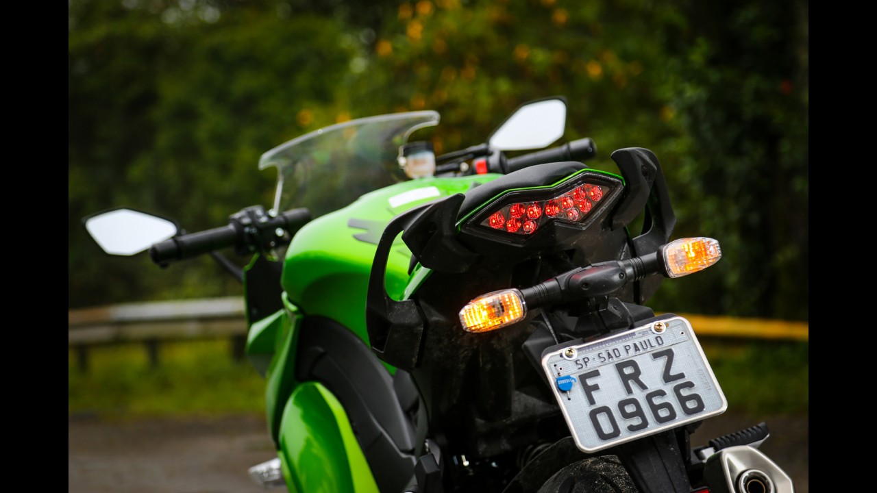 Avaliação: Kawasaki Ninja 1000 2015 empolga estradeiros de "mão cheia"