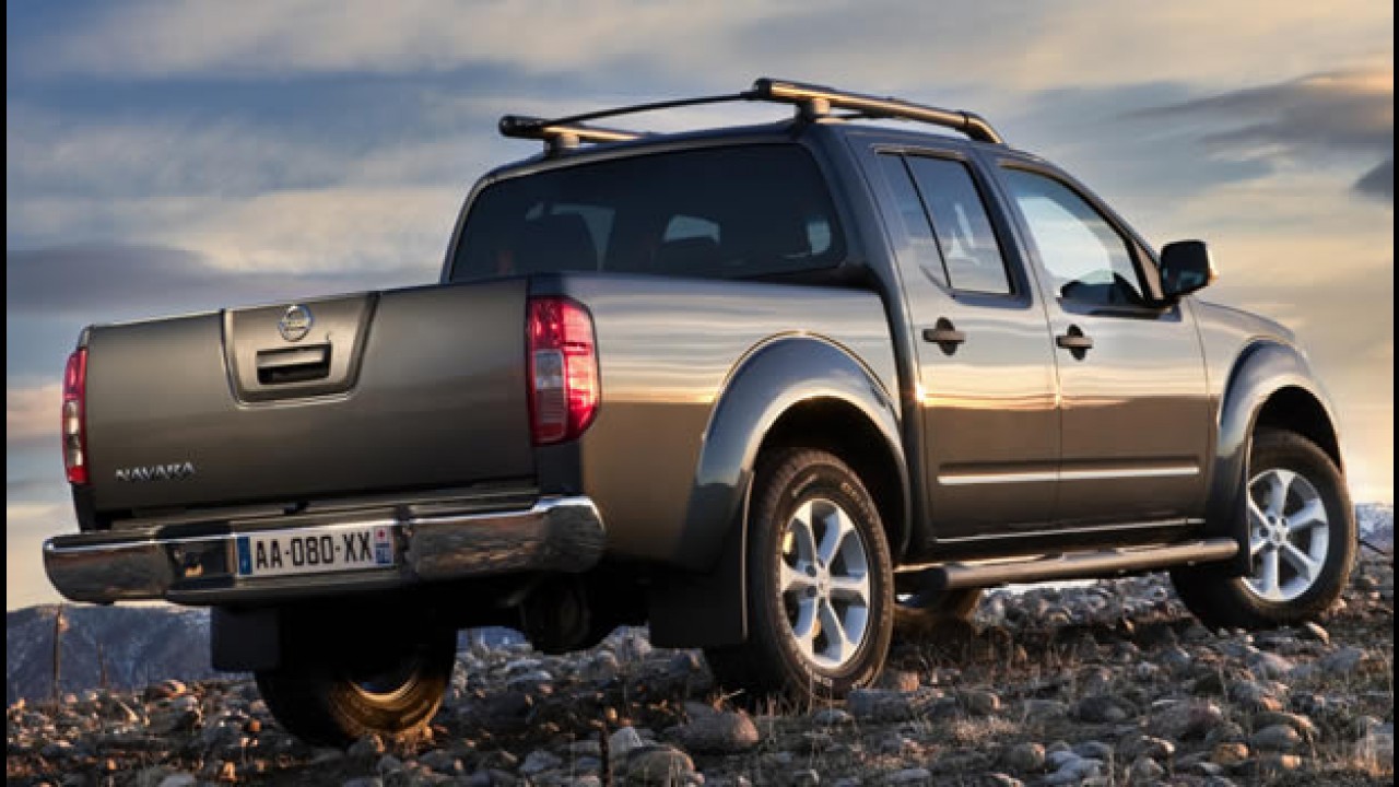 Nissan Frontier 2011 ganha leve reestilização e traz novidades na gama de motores