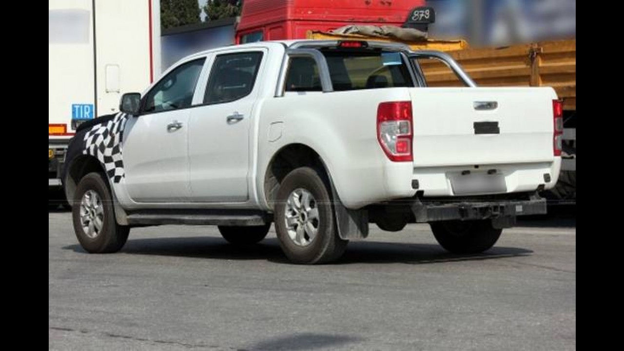 Flagra: Ranger 2015 ganhará facelift e design inspirado no SUV Everest