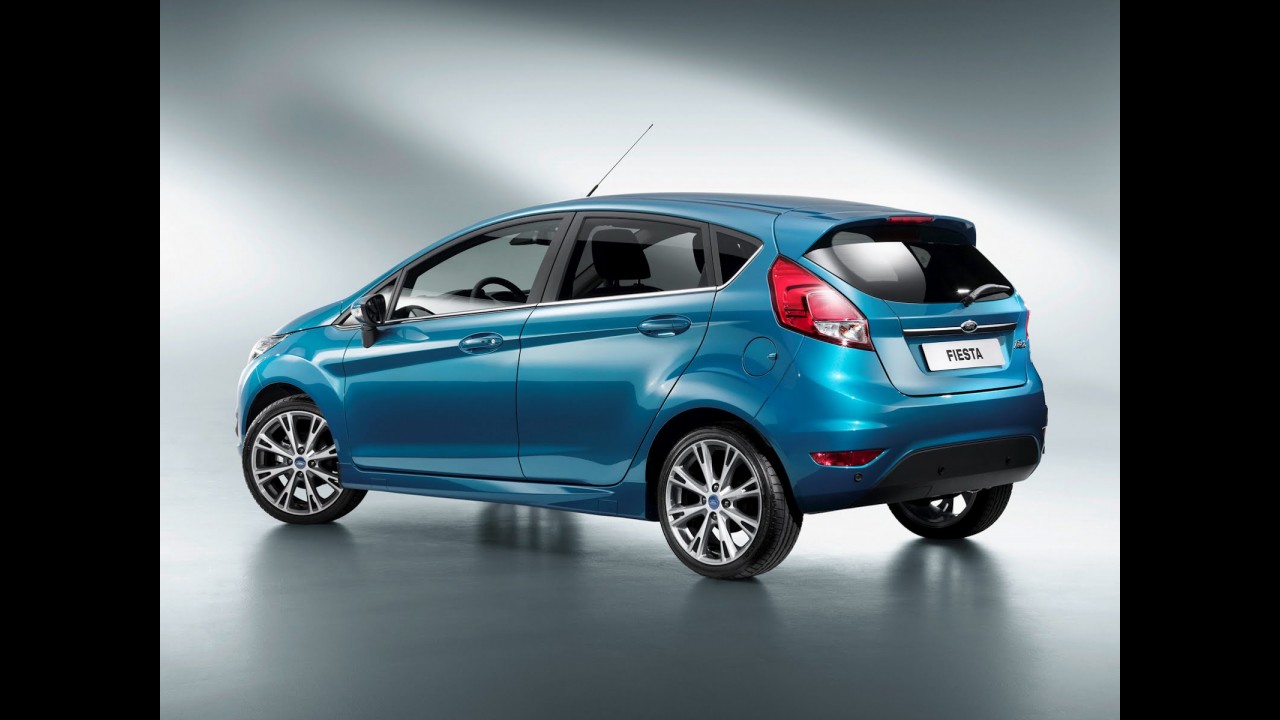 Ford antecipa primeiras fotos oficiais do Novo Fiesta 2014 - Modelo será nacional no ano que vem