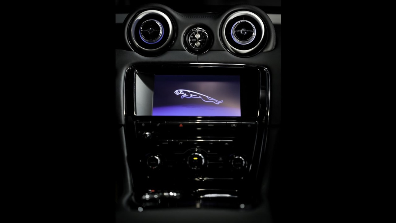 Jaguar XJ75 Platinum Concept 2010 - Fotos