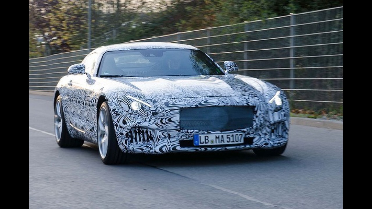 Oficial: Mercedes divulga imagens do interior do futuro AMG GT