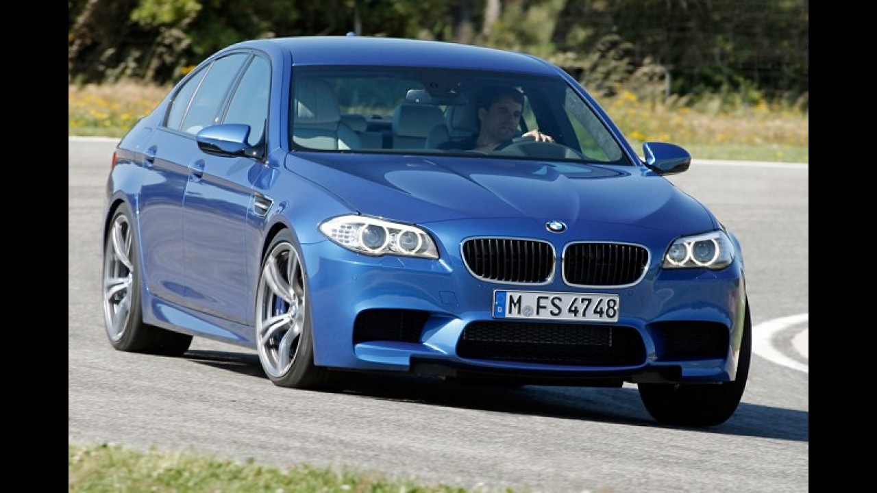 BMW Série 1 2012 será lançado no Brasil em janeiro - Sedã esportivo M5 chega em abril