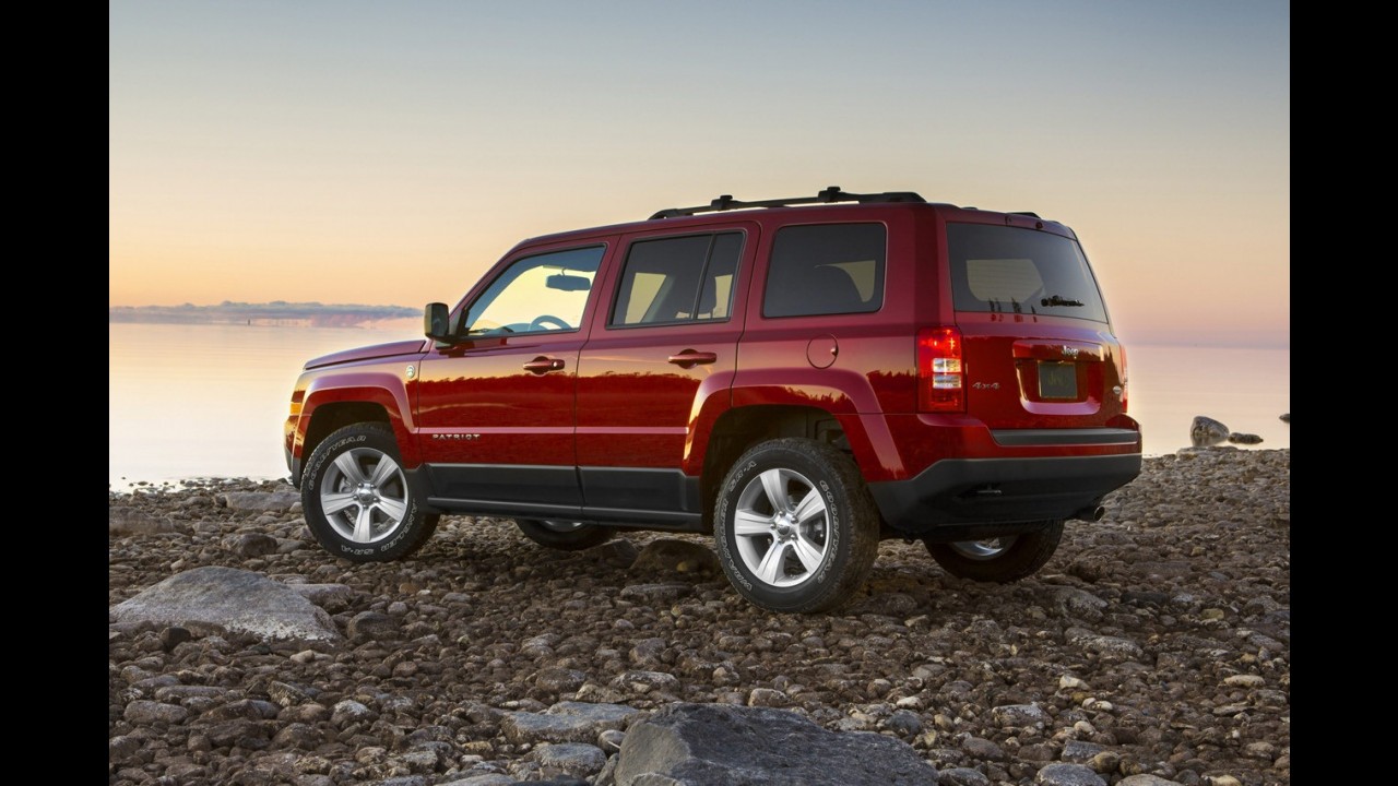 Salão de Detroit: Jeep Compass e Patriot ganham novidades no visual e câmbio de seis marchas