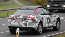 2016 Maserati Levante mule spy photo