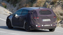 2016 Kia Cee'd Sportswagon spy photo