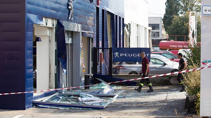 Incidente Bologna: le immagini dopo l'esplosione