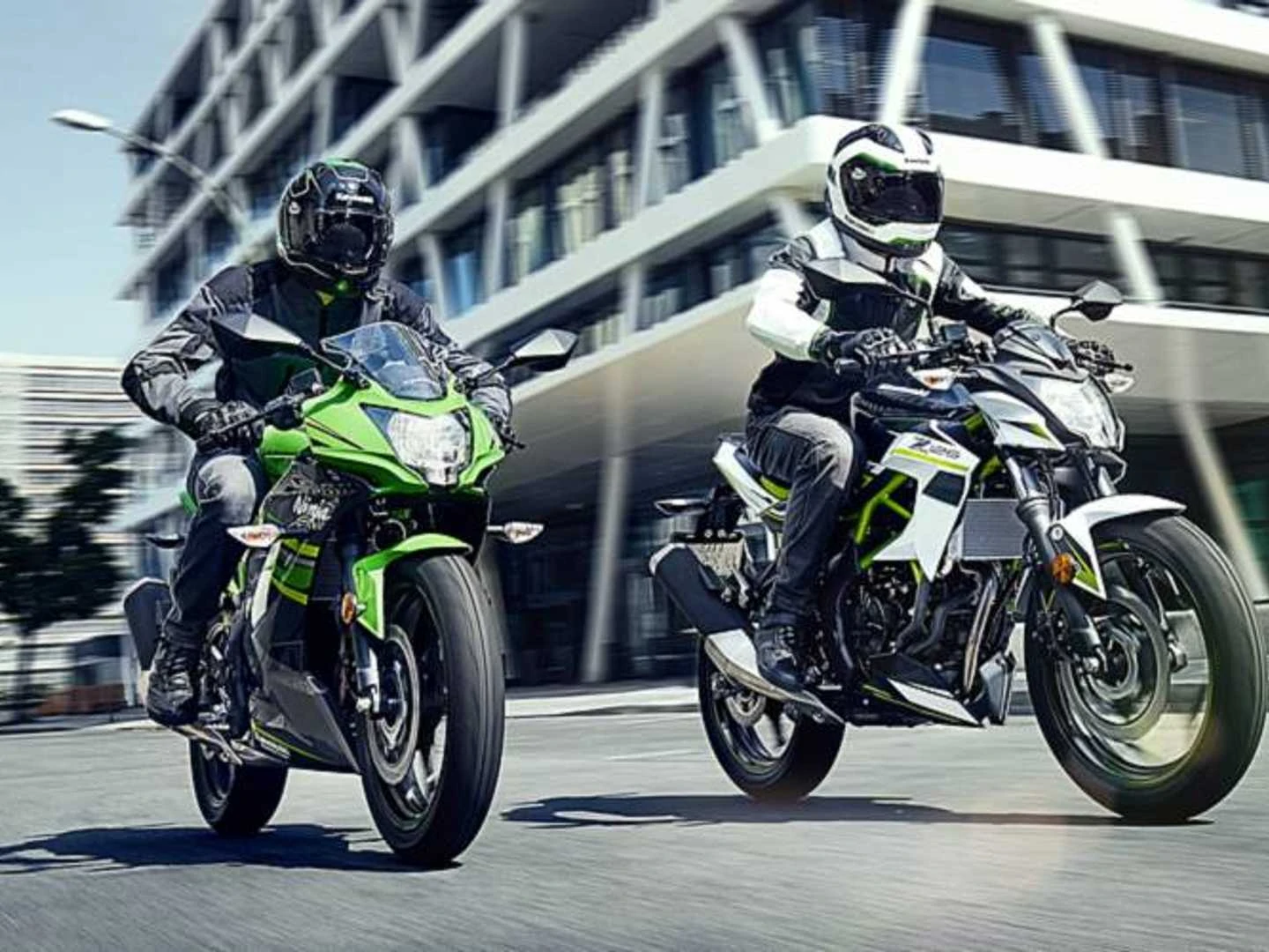 Kawasaki apresentará as novas Ninja 125 e Z125 no Salão de Colônia
