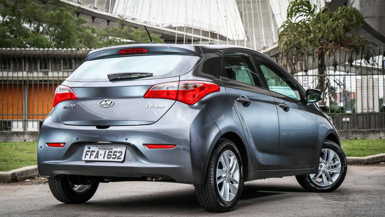 Carros da década no Brasil