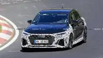 Nuova Audi RS3, le foto spia con meno camuffature
