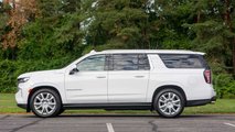 2021 Chevrolet Suburban profile
