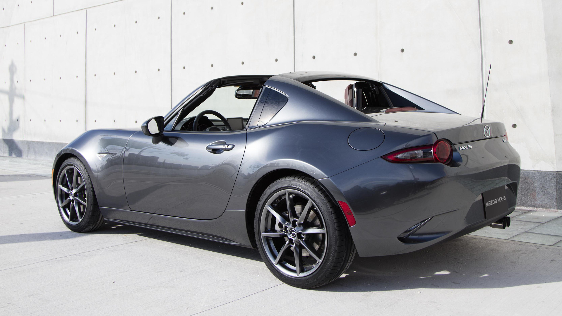 Mazda MX-5 Miata RF starts at $31,555, Launch Edition preorders open