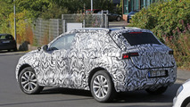 VW Polo temelli SUV casus fotoğrafları