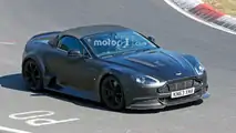 Aston Martin Vantage GT12 Roadster casus fotoğrafı