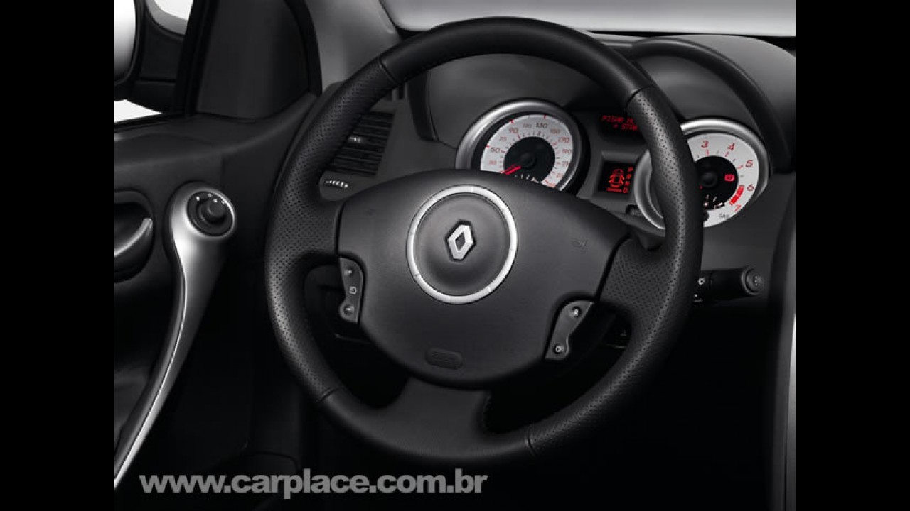 Renault lança linha Mégane Sedan e Grand Tour 2010 com novidades visuais externas e internas