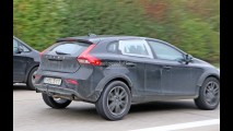 Volvo XC40 İlk Kez Test Edilirken Görüntülendi