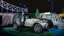 Land Rover Discovery Logo