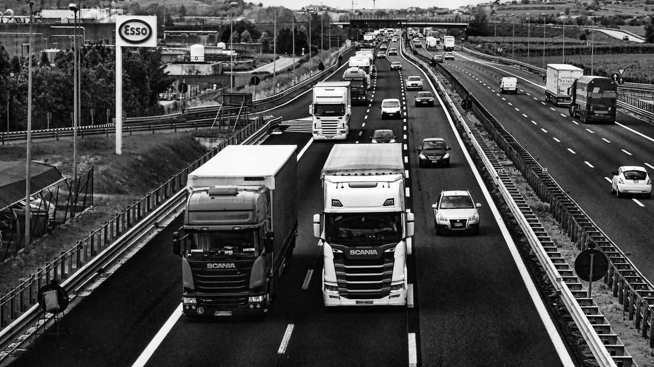 Camion in autostrada