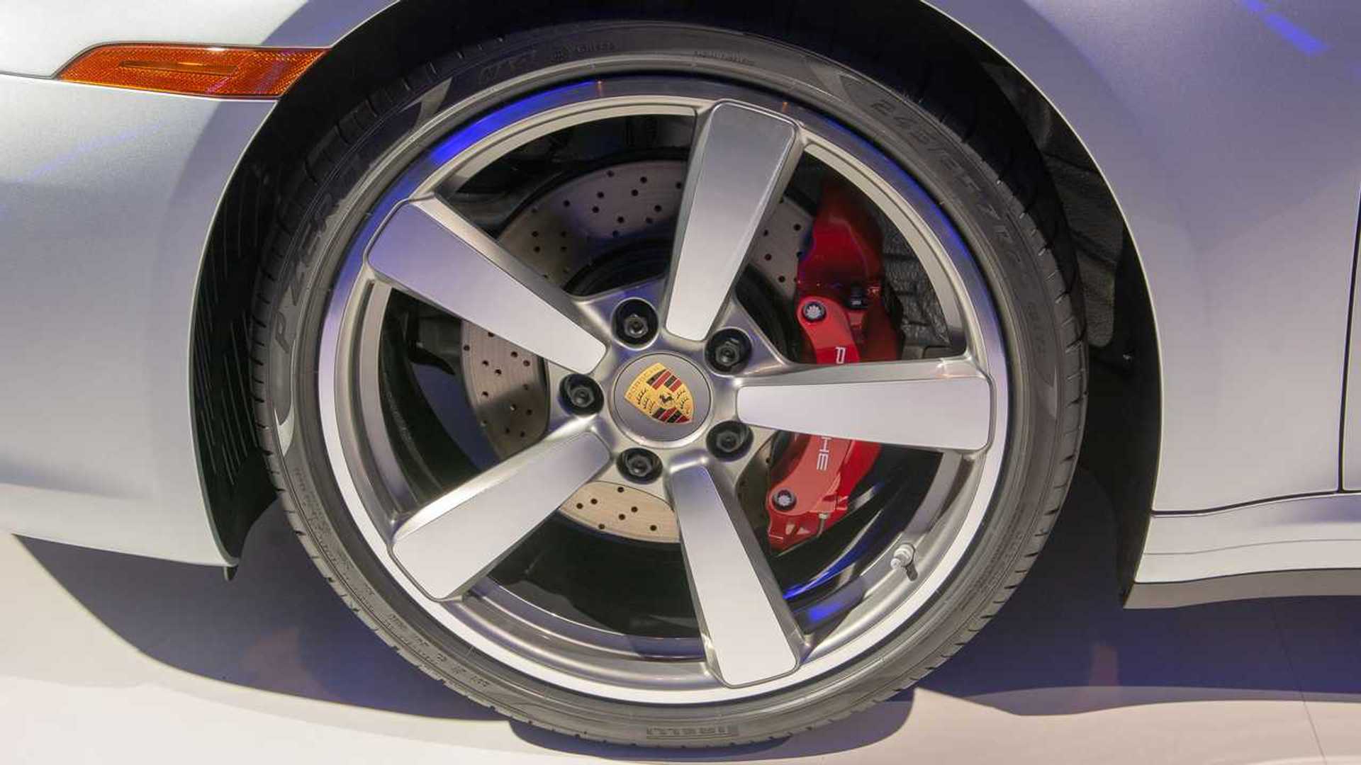 Porsche Goes Full OCD On How Its Wheel Center Caps Are Aligned