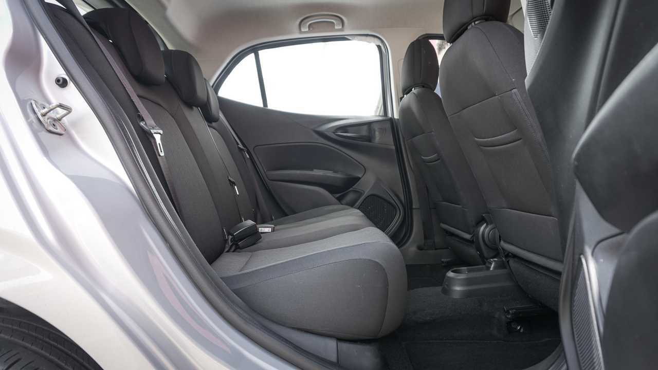 Comparativo: Ford Ka x Fiat Argo