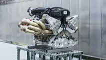 Aston Martin Valkyrie moteur V12 Cosworth