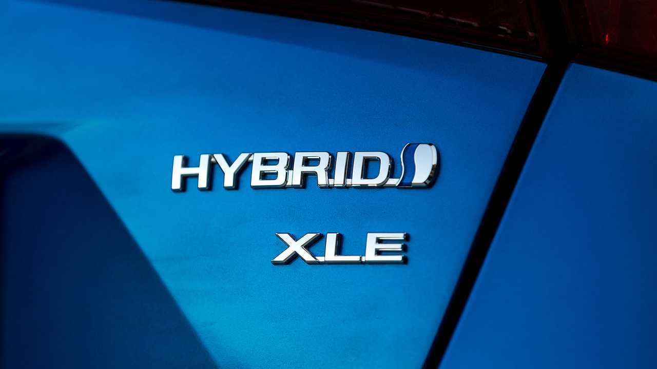 2019 Toyota Prius AWD-e