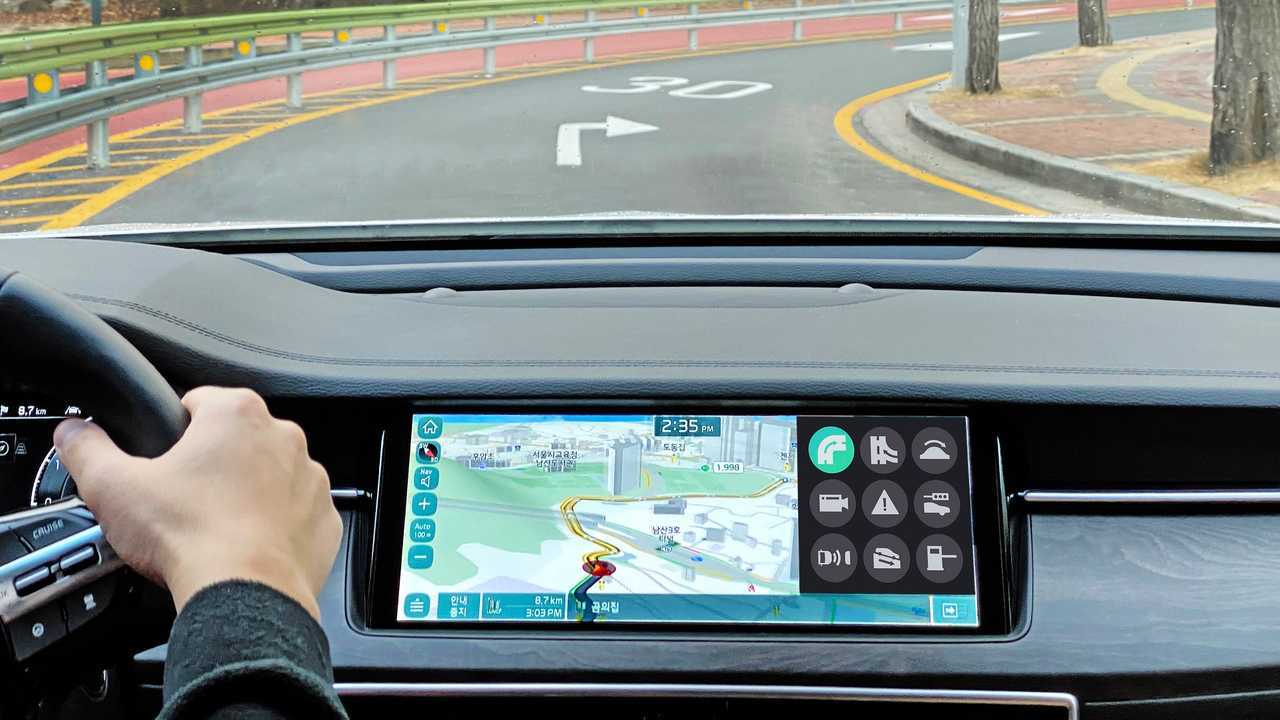 Hyundai Group's Information and Communication Technology (ICT) Connected Shift System
