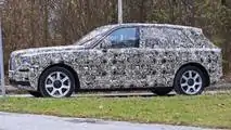 Rolls-Royce Cullinan spy photo