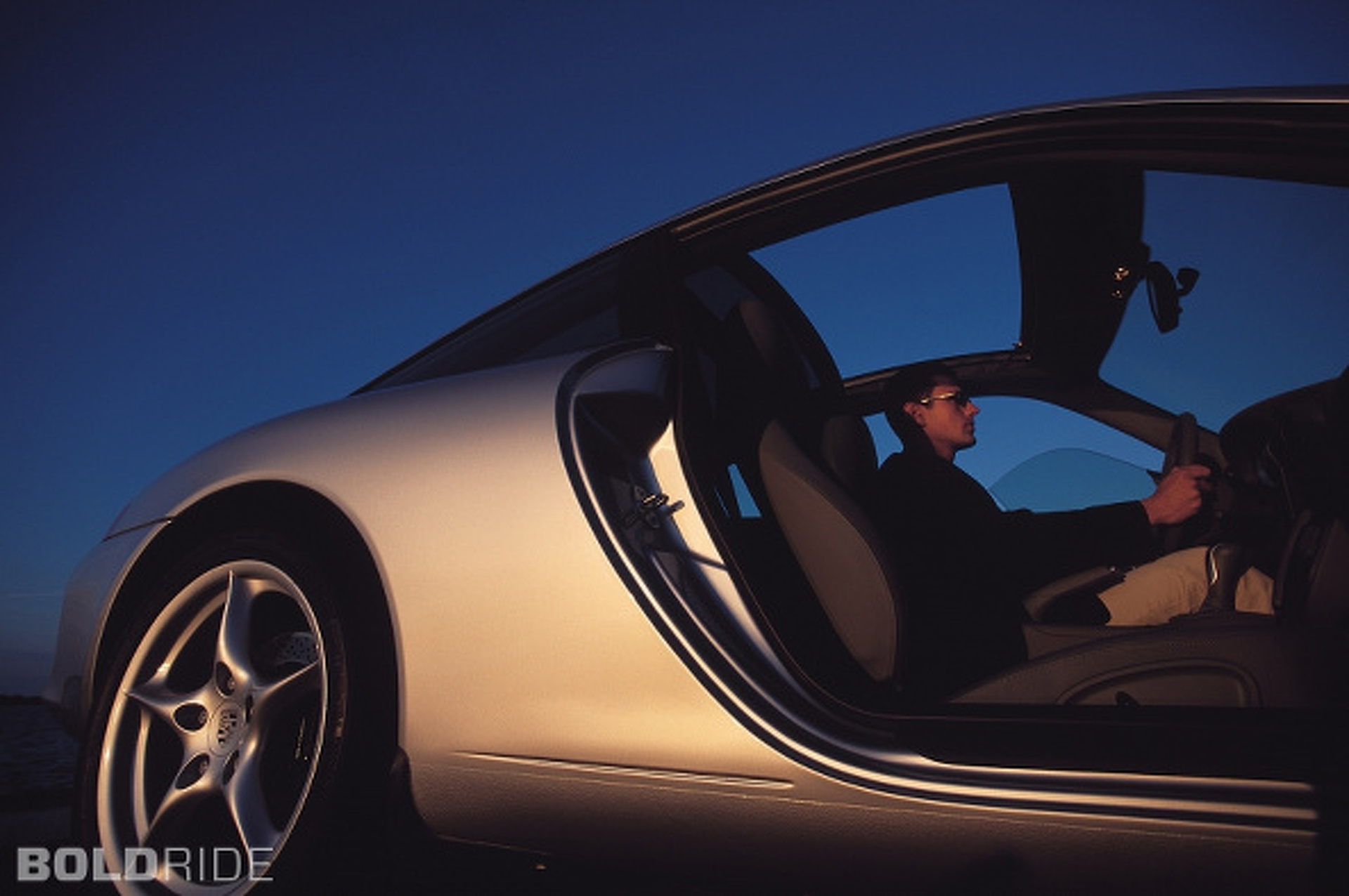 Why Porsche Purists Love the 911 Targa