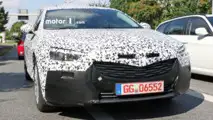 2017 Opel Insignia casus fotoğrafları