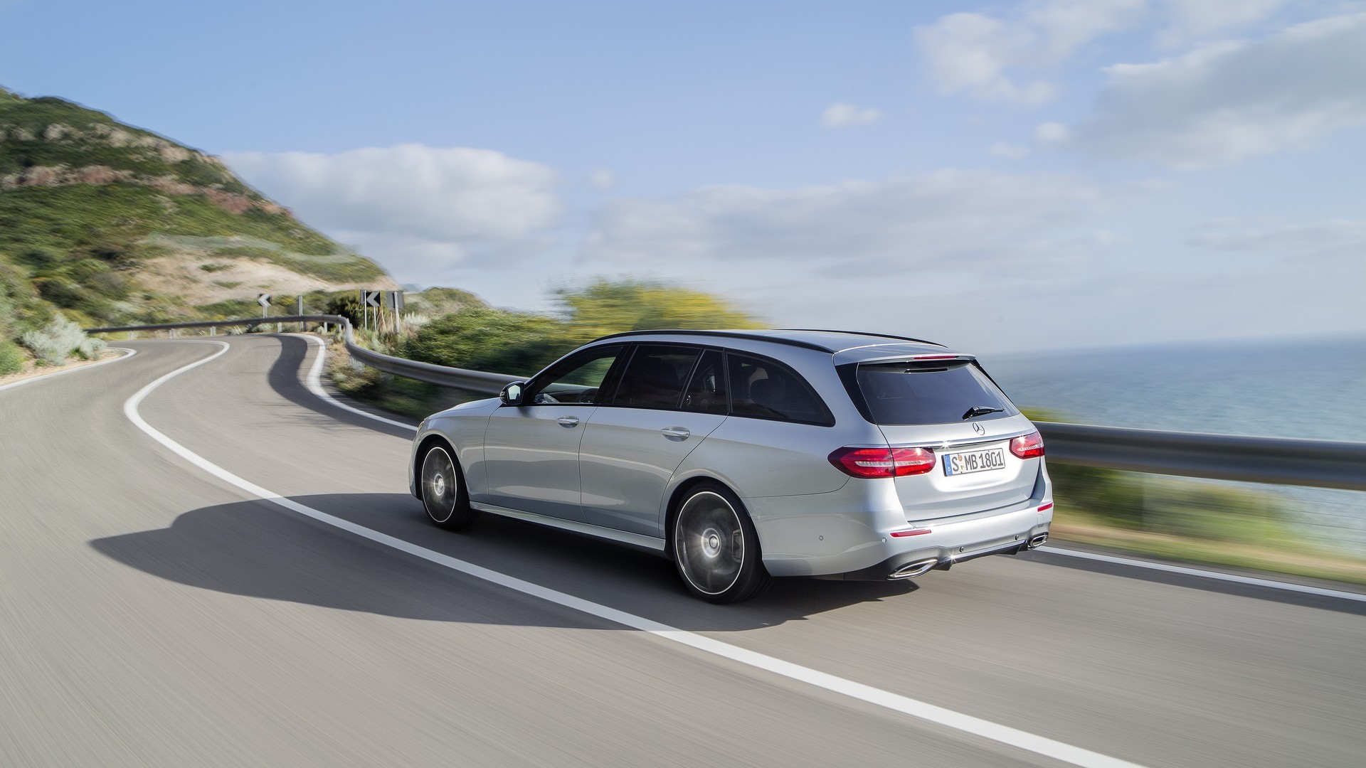 2017 Mercedes E-Class Estate unveiled, will come to the U.S. 2017 Mercedes E-Class Estate unveiled, will come to the U.S.