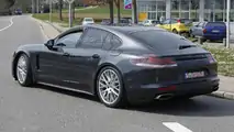 2017 Porsche Panamera spy photo