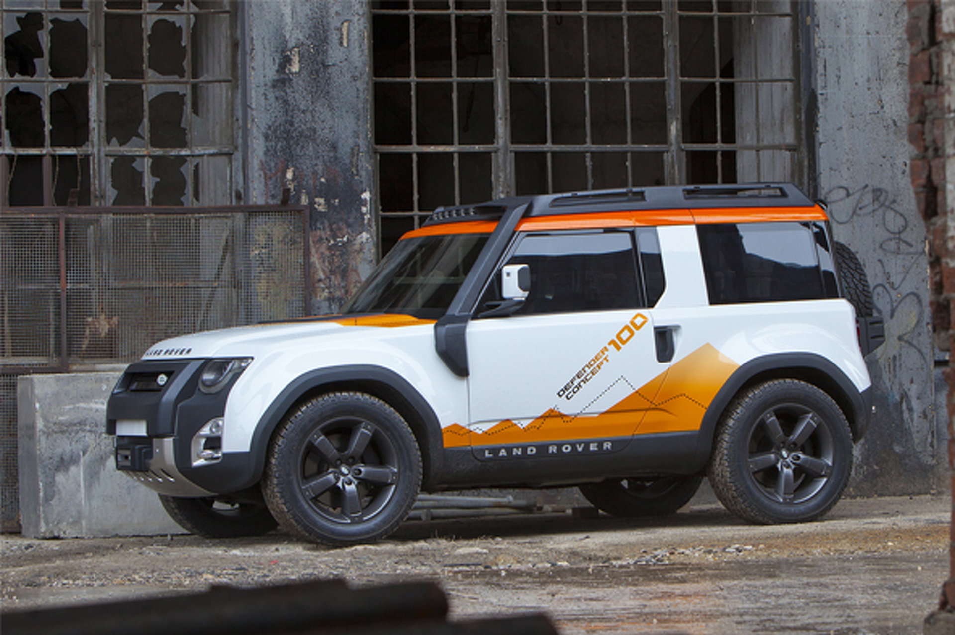 Future Rides: Land Rover Evoque Convertible and DC100