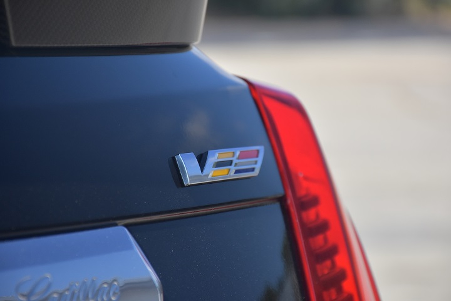 2016 CTS-V Not Yet the One–Two Punch Cadillac Envisioned: First Drive